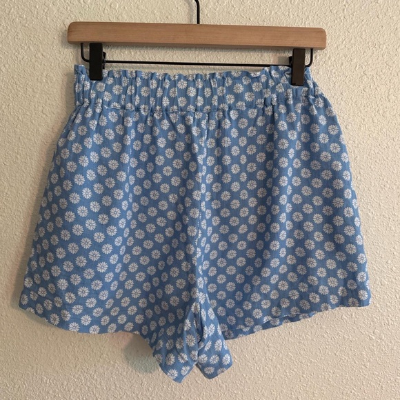 Abercrombie & Fitch Floral Linen Cotton Blend Shorts - Picture 7 of 8